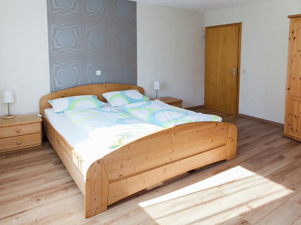 Spacious Holiday Home Between Mosel And Hunsr Ck Blankenrath Exterior photo